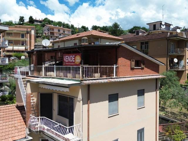 Appartamento in vendita a Poggio Mirteto RI