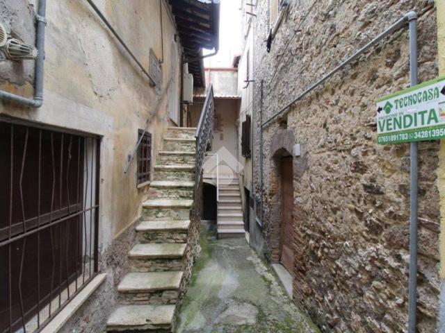 Appartamento in vendita a Poggio Nativo RI