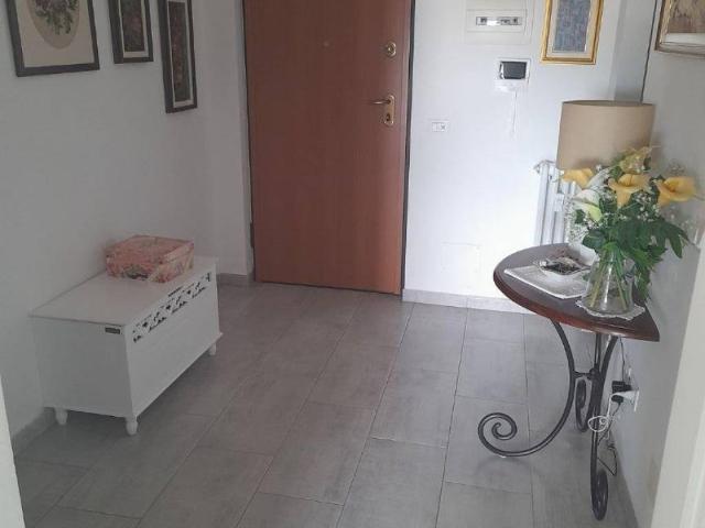 Appartamento in vendita a Pogliano Milanese MI