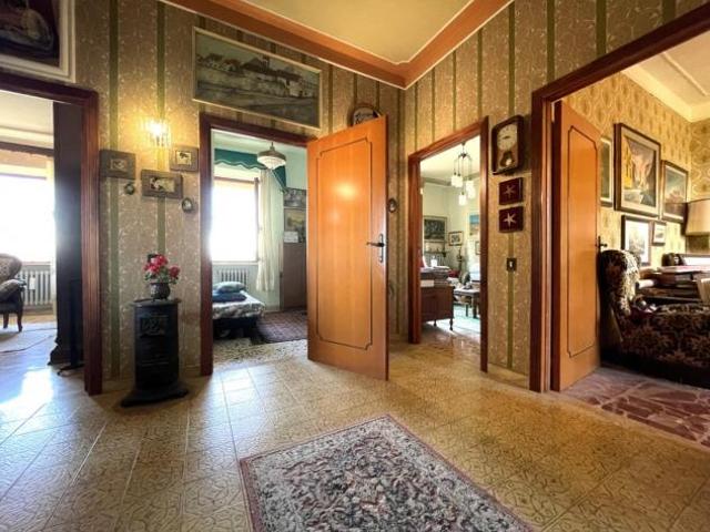 Appartamento in vendita a Pomarance 127 mq Rif: 1407695