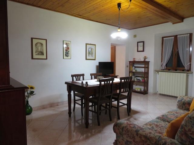 APPARTAMENTO in VENDITA a POMARANCE di 5 vani