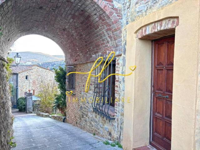 Appartamento in vendita a Pomarance PI