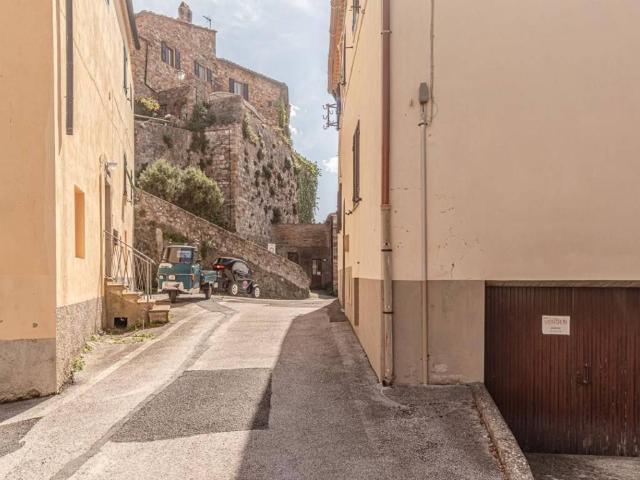 Appartamento in vendita a Pomarance PI