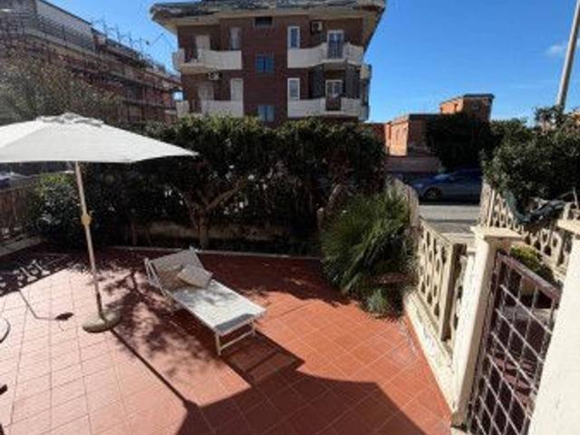 Appartamento in vendita a Pomezia