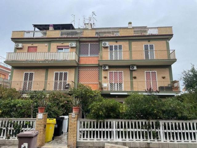 Appartamento in vendita a Pomezia