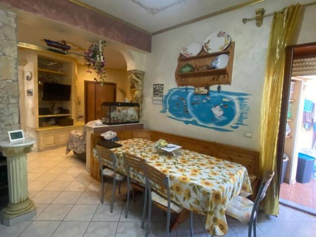 Appartamento in vendita a Pomezia RM