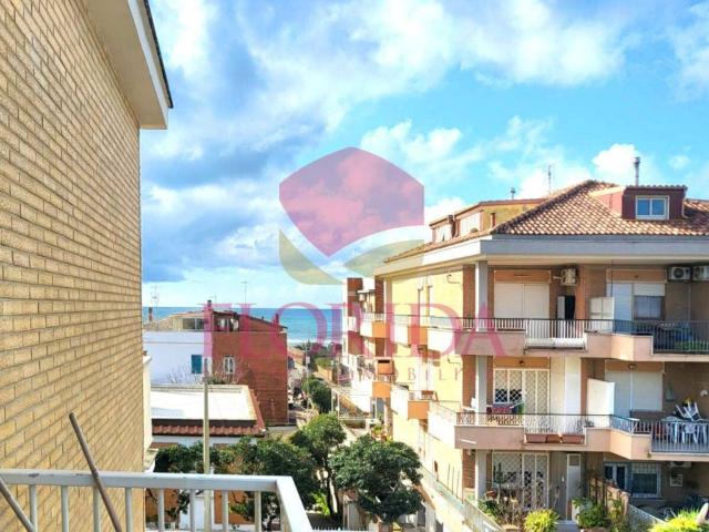 Appartamento in vendita a Pomezia RM