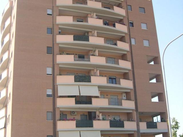 Appartamento in vendita a Pomezia RM