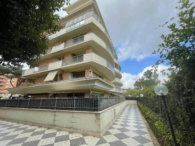 Appartamento in vendita a Pomezia RM