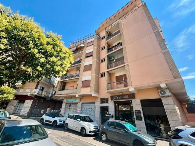 Appartamento in vendita a Pomezia RM