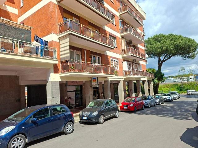Appartamento in vendita a Pomezia RM