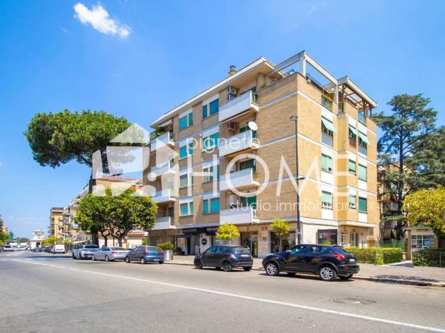 Appartamento in vendita a Pomezia RM