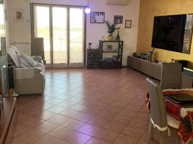 Appartamento in vendita a Pomezia RM