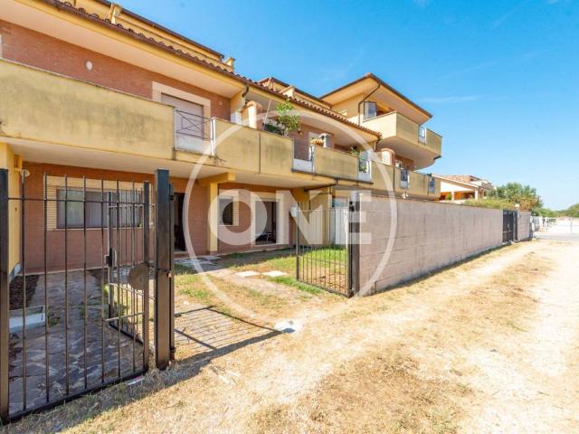 Appartamento in vendita a Pomezia RM