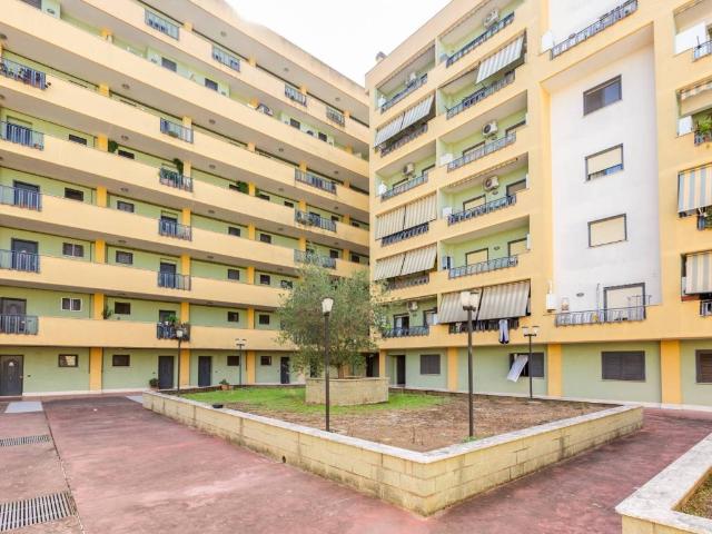 Appartamento in vendita a Pomezia RM