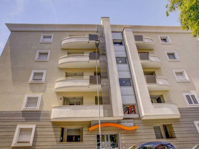 Appartamento in vendita a Pomezia RM