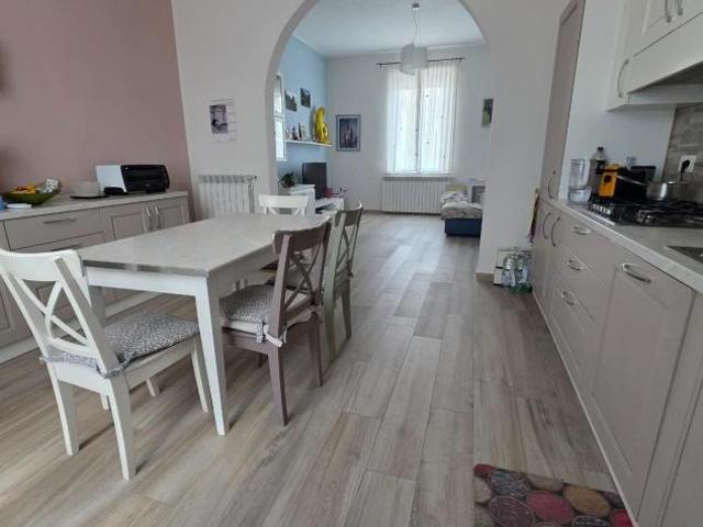 Appartamento in vendita a Pontedera 140 mq Rif: 1413014