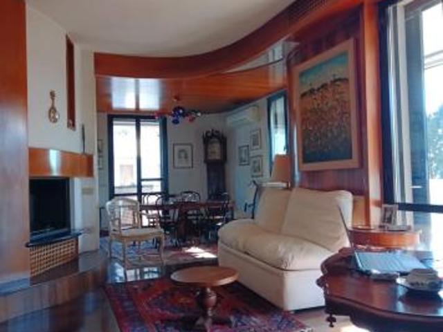 Appartamento in vendita a Pontedera 250 mq Rif: 1398418