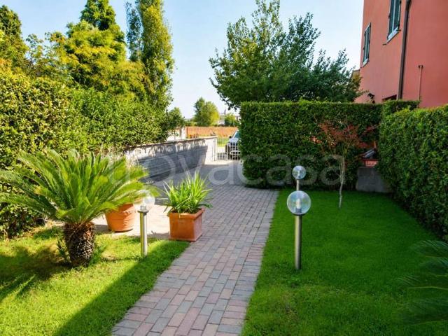 Appartamento in vendita a Pontedera via del Chiesino