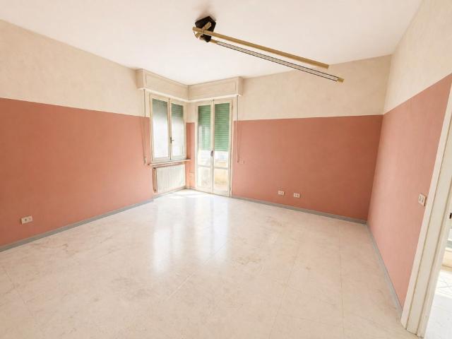 Appartamento in vendita a Pontedera via Firenze