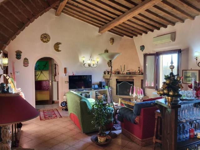 Appartamento in vendita a Pontedera PI
