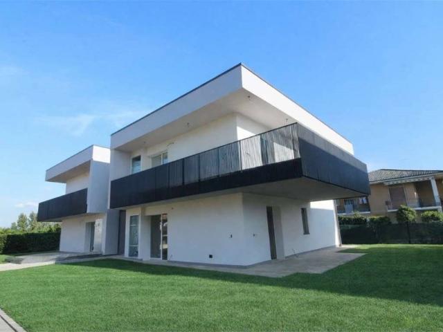 Appartamento in vendita a Pontirolo Nuovo via Montello