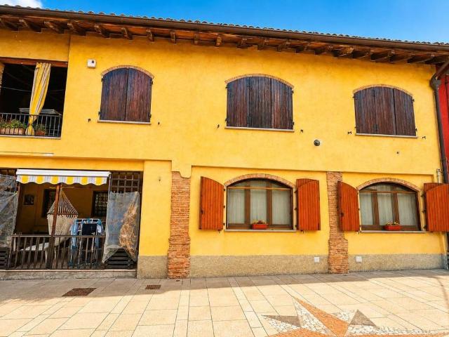 Appartamento in vendita a Pontoglio BS