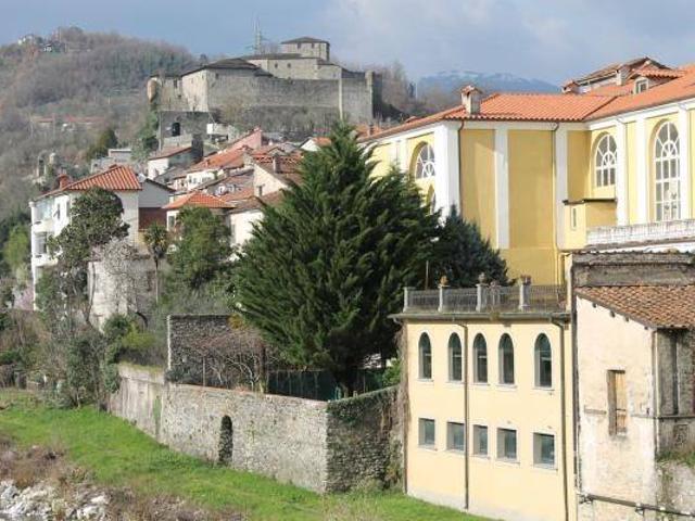 Appartamento in vendita a Pontremoli MS