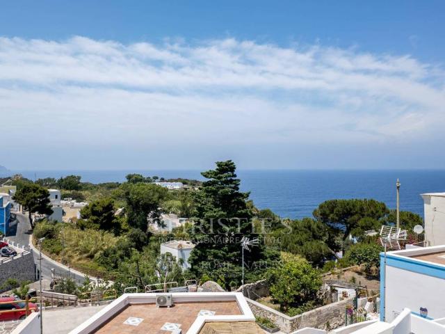 Appartamento in vendita a Ponza LT
