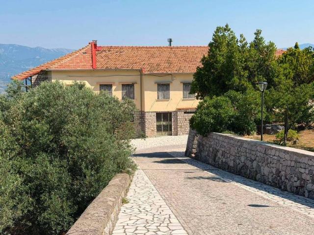 Appartamento in vendita a Postiglione SA