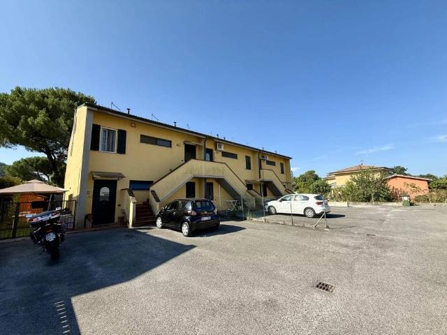 Appartamento in vendita a Porcari LU