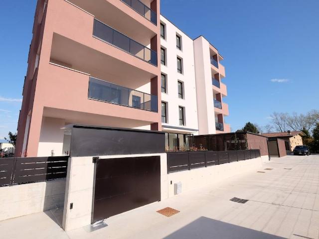 Appartamento in vendita a Pordenone, Semicentro
