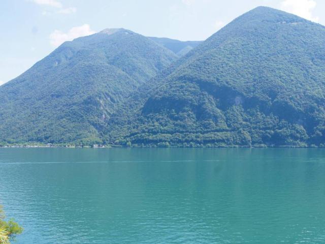 Villa in vendita a Porlezza CO