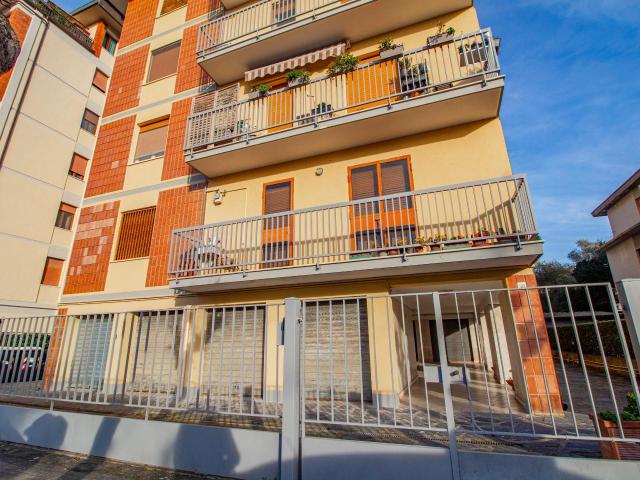 Appartamento in vendita a Porta a Lucca Pisa in Buono composto da 3vani