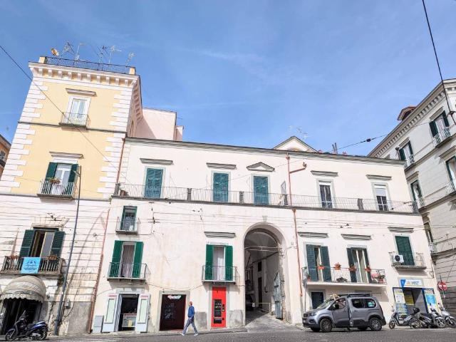 Appartamento in vendita a Portici NA