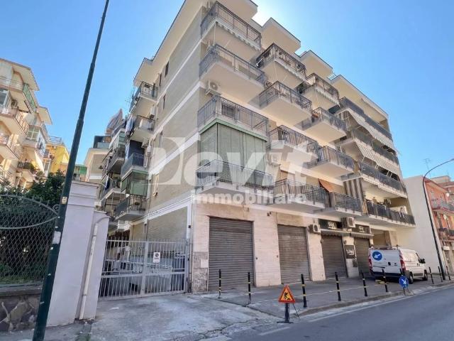 Appartamento in vendita a Portici NA