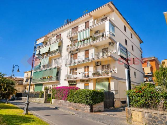 Appartamento in vendita a Portici NA