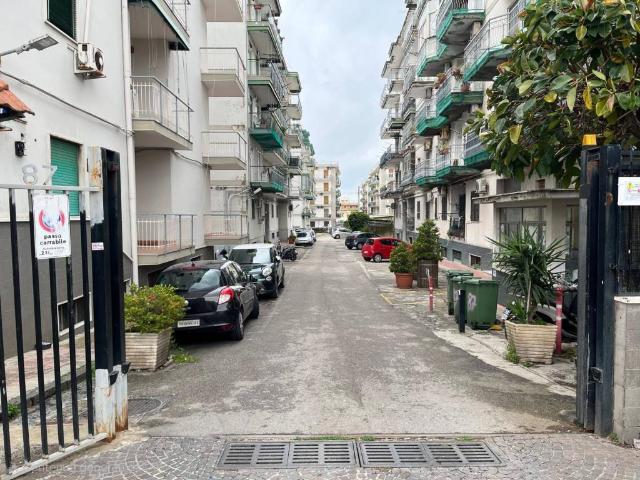Appartamento in vendita a Portici NA
