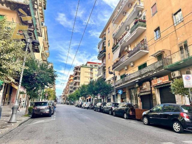 Appartamento in vendita a Portici NA