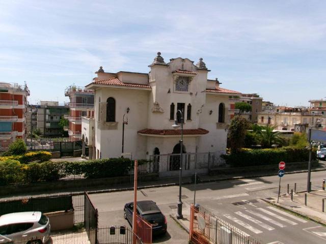 Appartamento in vendita a Portici NA