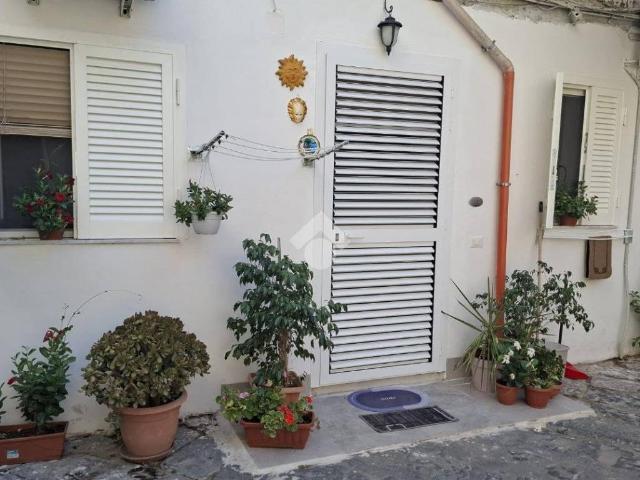 Appartamento in vendita a Portici NA