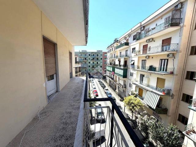Appartamento in vendita a Portici NA