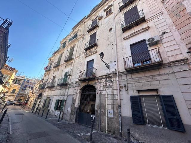 Appartamento in vendita a Portici NA