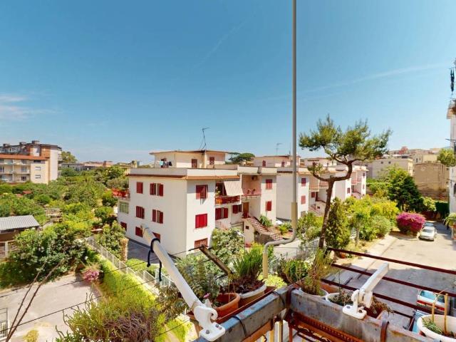 Appartamento in vendita a Portici NA