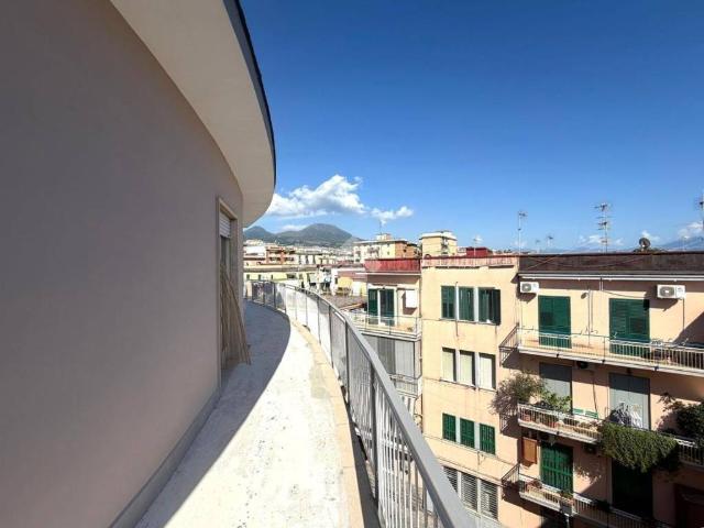 Appartamento in vendita a Portici NA