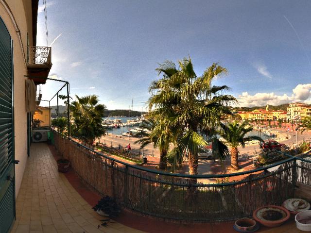 APPARTAMENTO in VENDITA a PORTO AZZURRO ISOLA D'ELBA di 4 vani