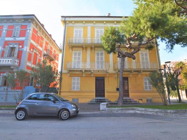 Appartamento in vendita a Porto San Giorgio FM