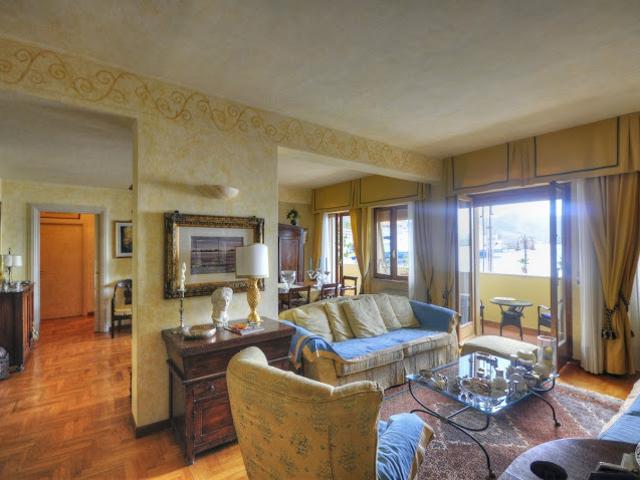 APPARTAMENTO in VENDITA a PORTOFERRAIO di 5 vani