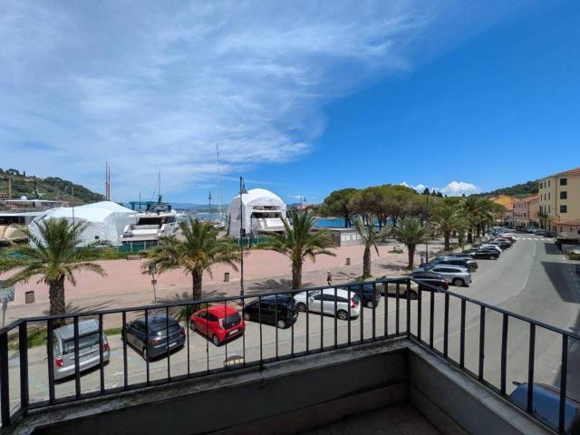 Appartamento in vendita a Portovenere SP