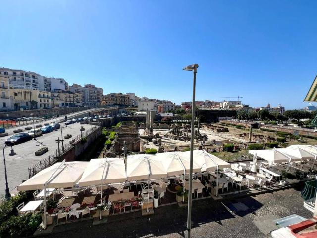 Appartamento in vendita a Pozzuoli NA